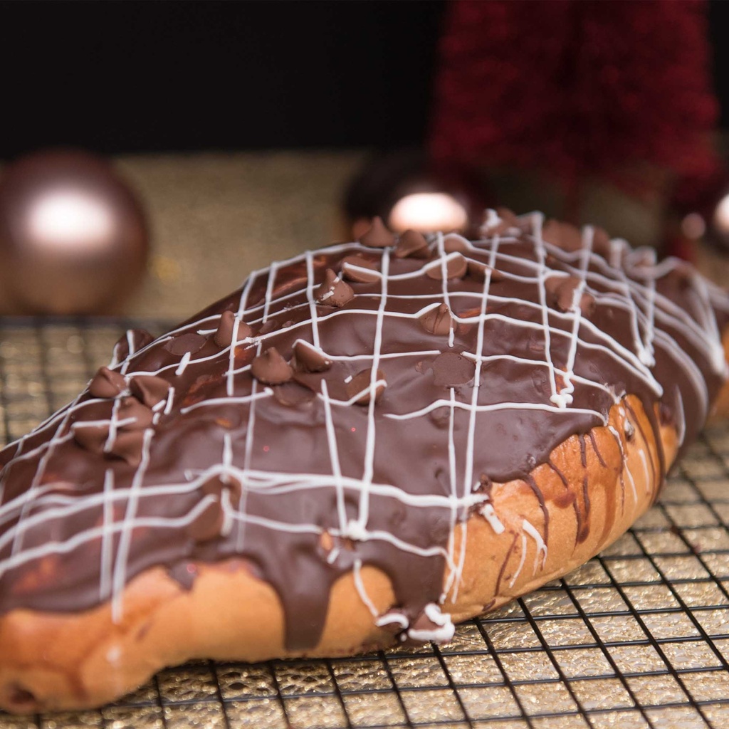 PÃO NATALINO RECHEDO C/ GOTAS DE CHOCOLATE