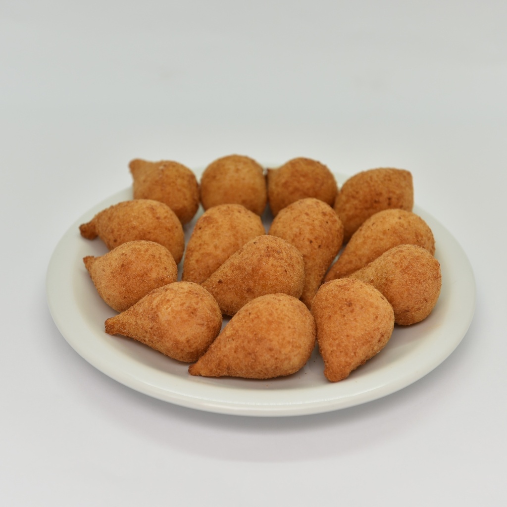 COXINHA DE FRANGO C/ CATUPIRY