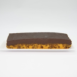 BOLO DE CENOURA C/ BRIGADEIRO 700g